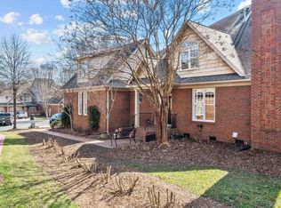 8815 Leeshire Ln, Raleigh, NC 27615