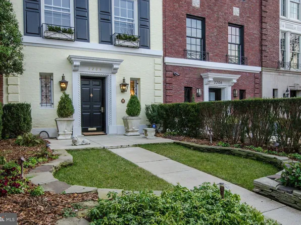 2204 Wyoming Ave NW, Washington, DC 20008