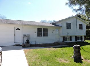 63959 Lakeshore Rd, Sturgis, MI 49091