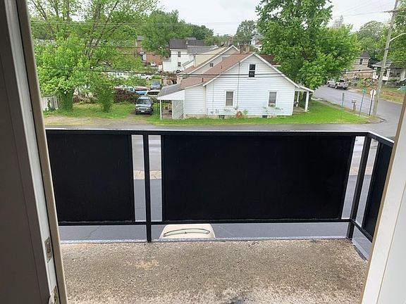 5th image of 716 Dale Ave #9