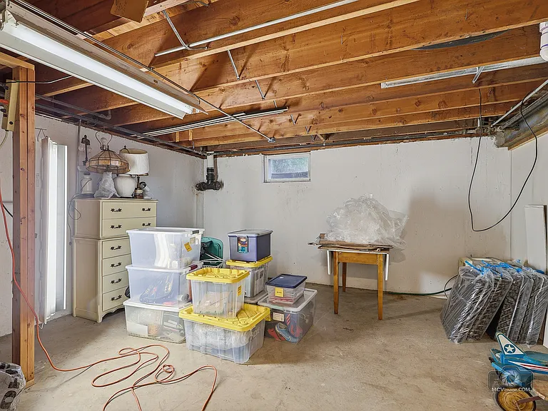 6456 W 175th St — Photo 27
