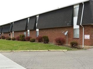 90 N Buena Vista St, Newark, OH 43055