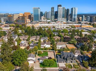 702 98th Ave NE, Bellevue, WA