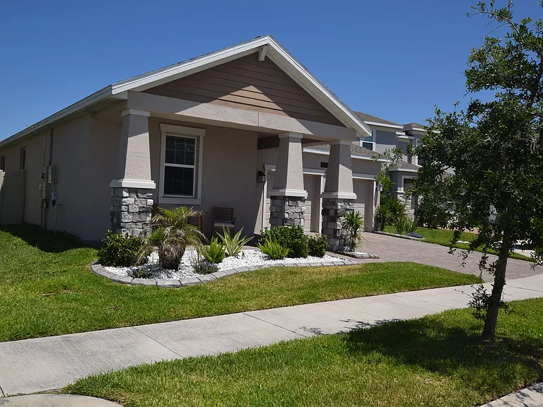 5055 Hatchineha Ct — Photo 4