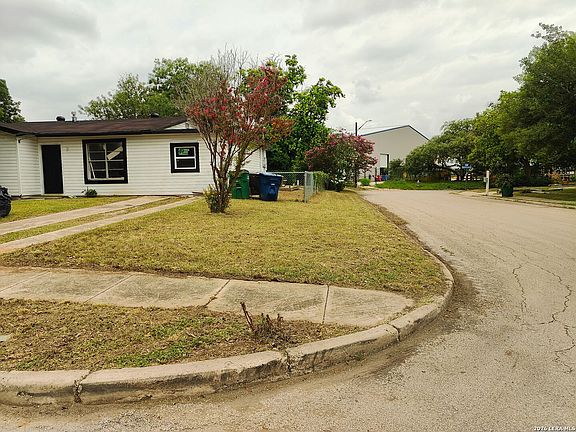2nd image of 9923 EVENINGWAY DR
