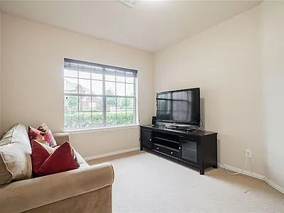 644 Maize Rd — Photo 15