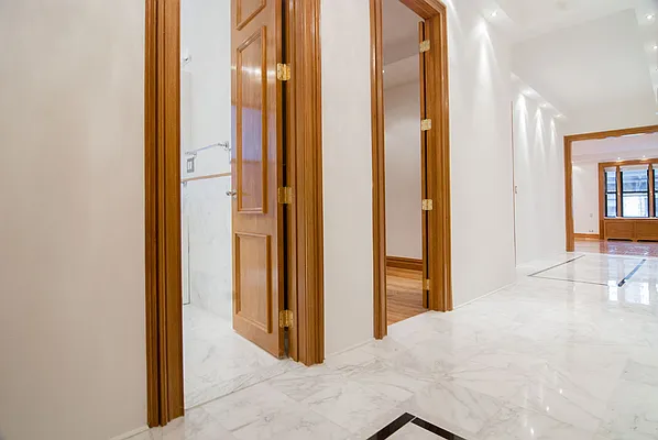 Rented by WAM Partners - William Moses Co. | media 37