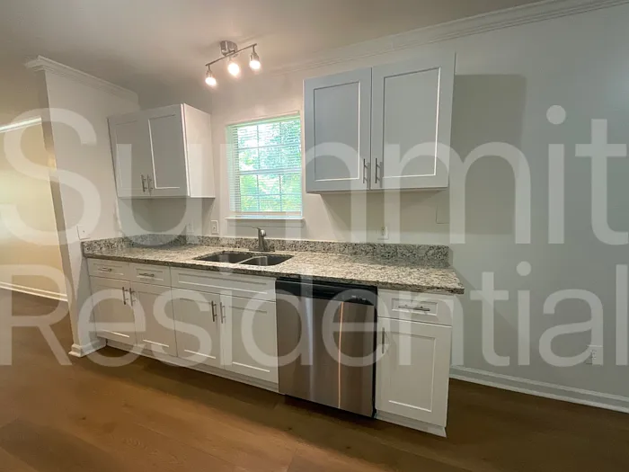 651 Langston Dr SW — Photo 5