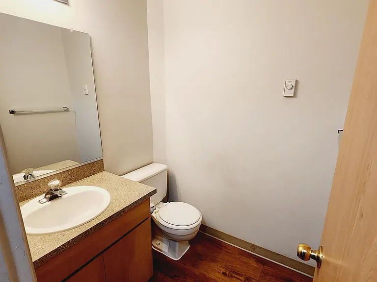Indian Canyon Apartments — Photo 7