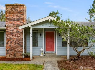 1494 Greenville Dr, Bellingham, WA 98226