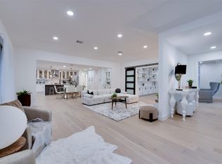 2350 Wroxton Rd, Houston, TX 77005