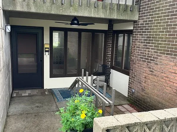 805 S Despelder St APT 15, Grand Haven, MI 49417