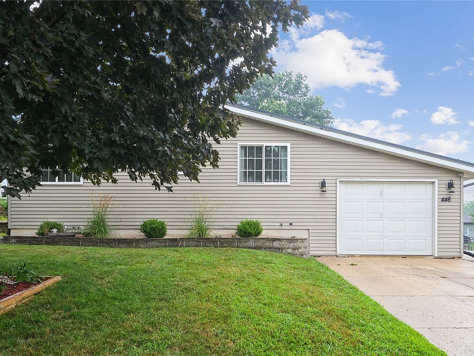 1st image of 446 Terrace Dr