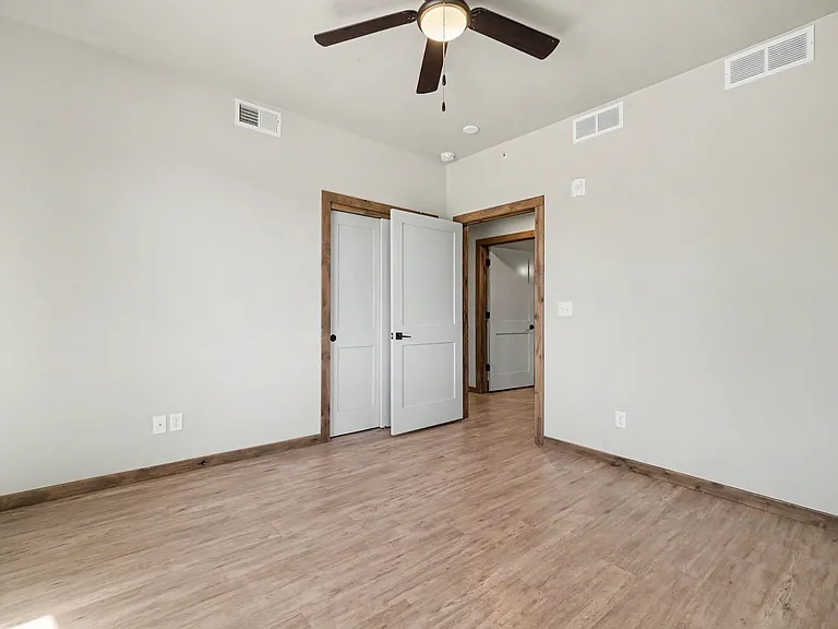 1802 Wildfire Rd #203 — Photo 11