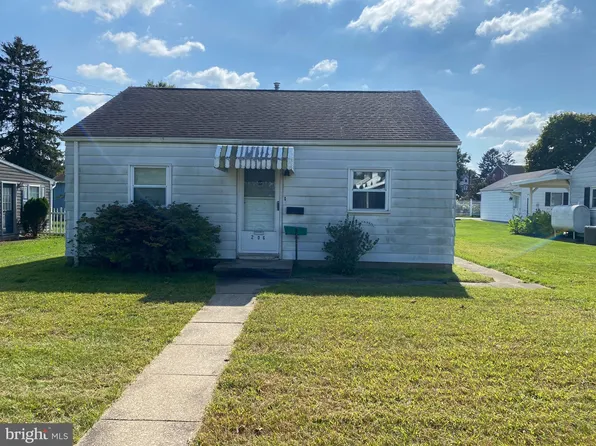 206 7th St, Shoemakersville, PA 19555