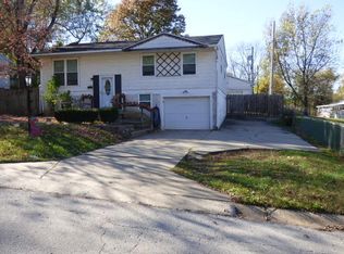 816 N Powahatan Dr, Independence, MO 64056