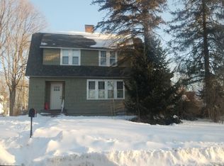 4 Garland St, Plymouth, NH 03264