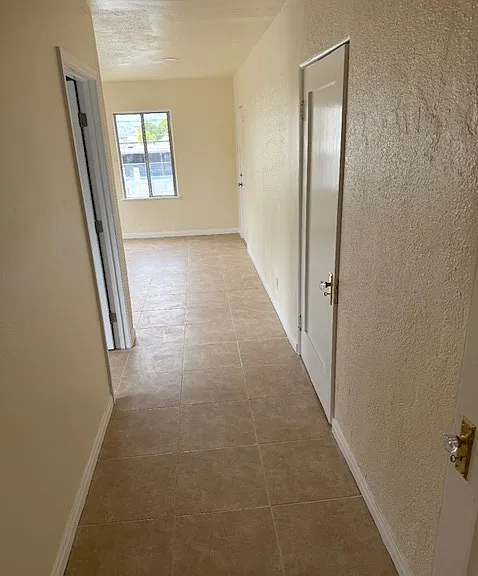 114 N Maple Ave #3 — Photo 3