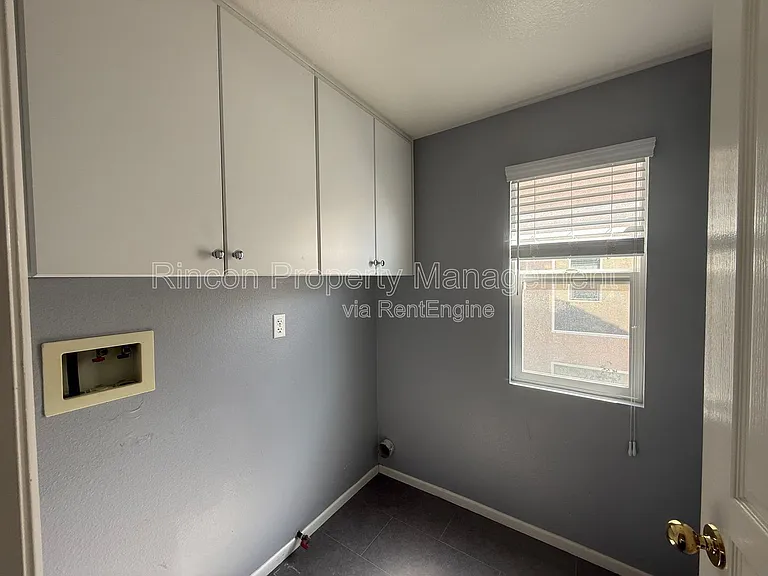 4729 Ellington St — Photo 16