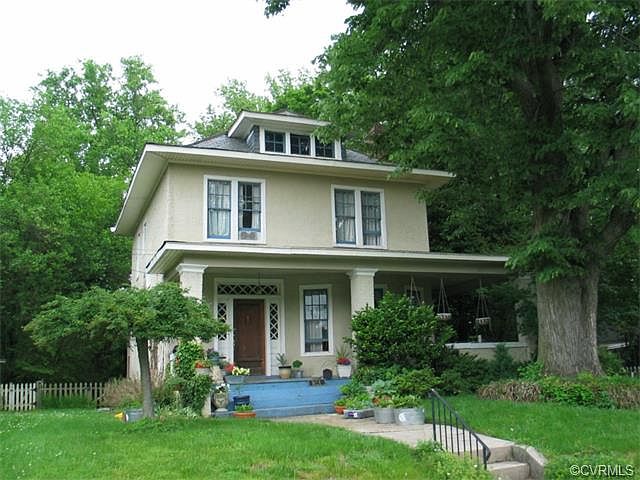 1st image of 821 W 30th St