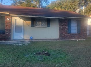 2235 Poinsettia Cir, Brunswick, GA 31520