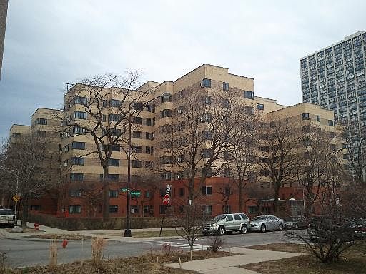1st image of 5040 N Marine Dr APT C4