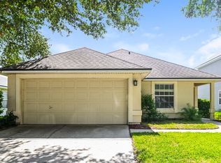 699 Bellshire Dr, Orange Park, FL 32065