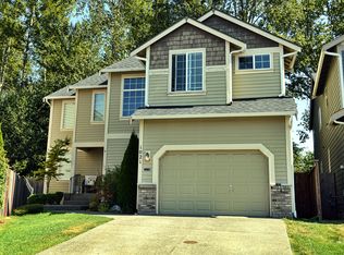 1021 E 70th St, Tacoma, WA 98404