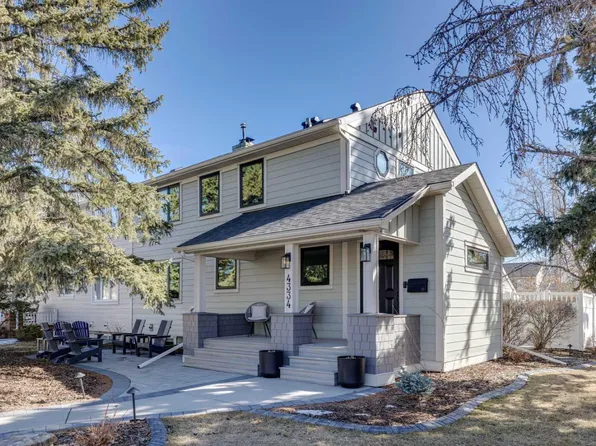 4334 Passchendaele Rd SW, Calgary, AB T2T 6A8