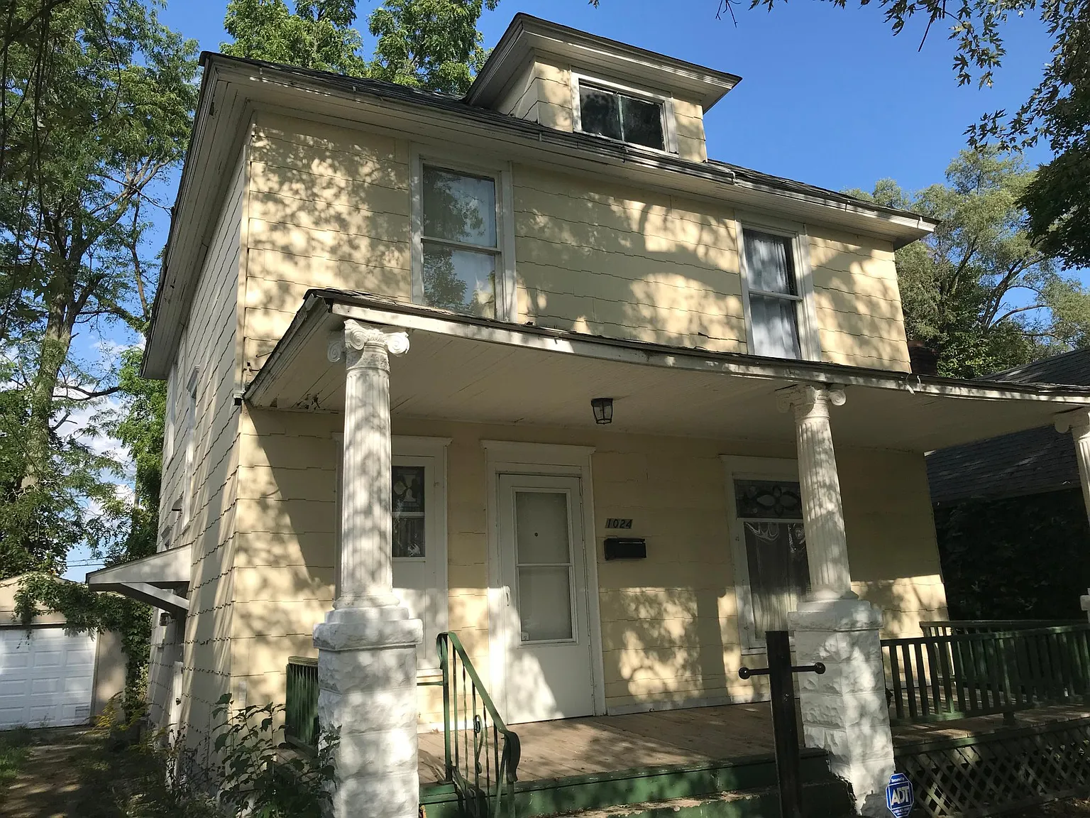 1024 Talbot Ave — Photo 1