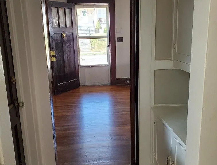 1722 Chapman Ave SW — Photo 6