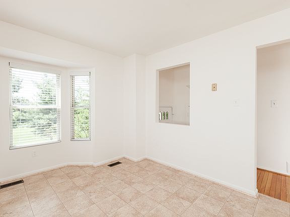 Kitchen / Breakfast Room