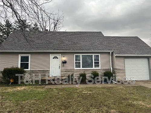 2121 Gerrard Ave Photo 1