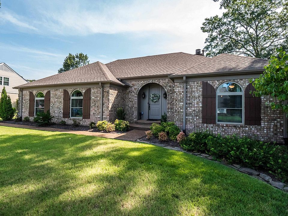 1st image of 2998 Circle Gate Dr