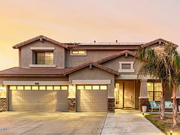 3rd image of 8366 W CAROL Court