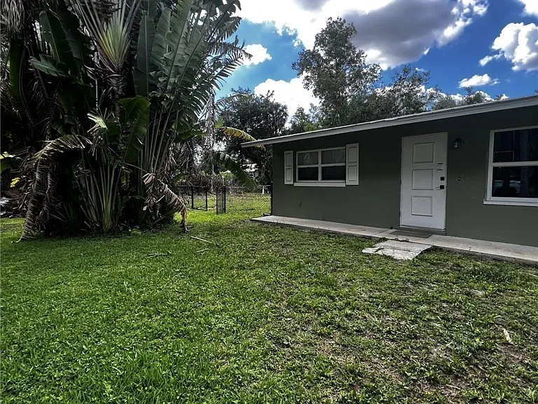 4145 Saums Dr — Photo 8