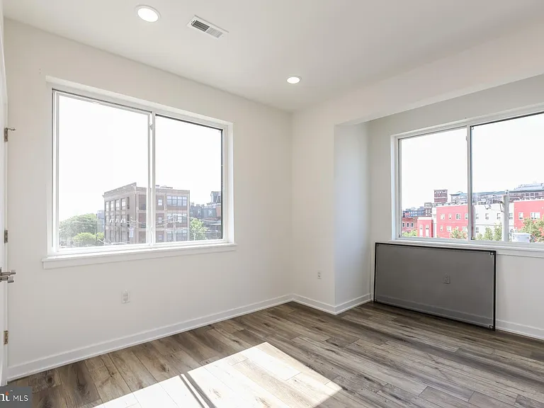 1431 Brown St #5 — Photo 19