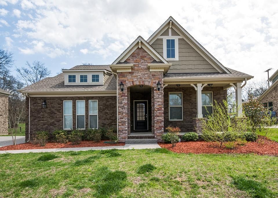 1st image of 237 Black Thorn Ln
