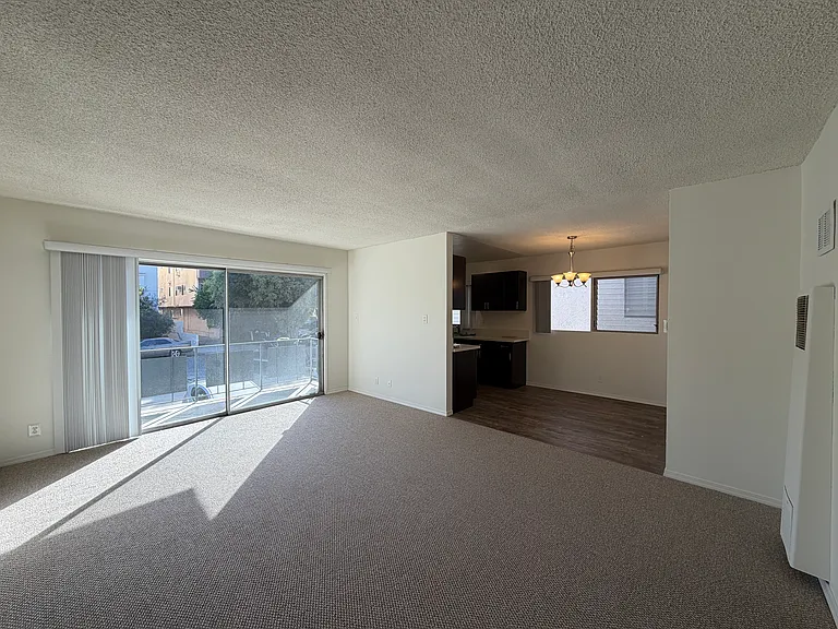 1942 Pelham Ave #2 — Photo 1