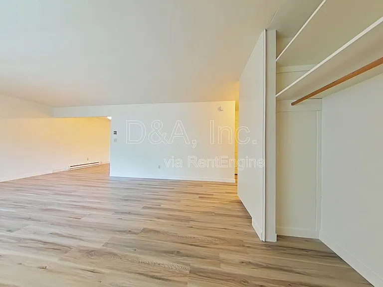 1110 NW Fillmore Ave — Photo 3