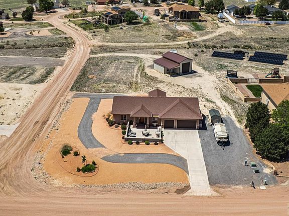 3rd image of 1161 S Papago Dr