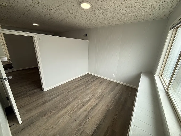 68 Woodland Ave — Photo 3