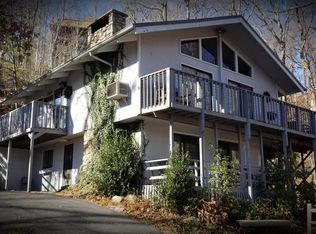 1103 Alpenrose Rd, Gatlinburg, TN 37738