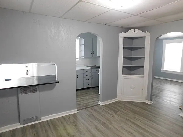 2 bed, $750 — Photo 2