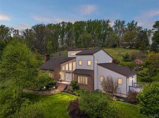 2595 Apple St, Hellertown, PA 18055