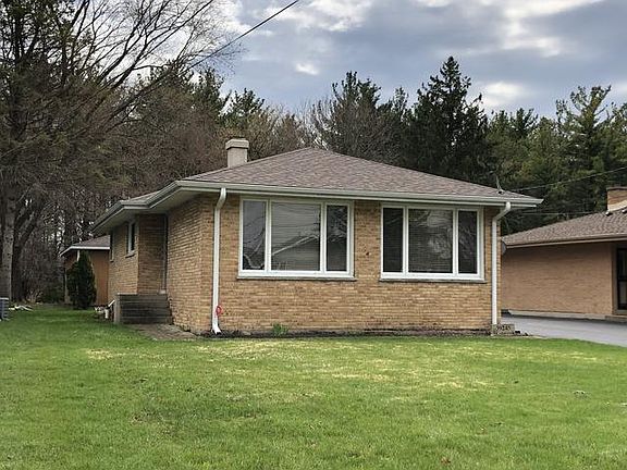 3rd image of 39245 N Cedar Crest Dr