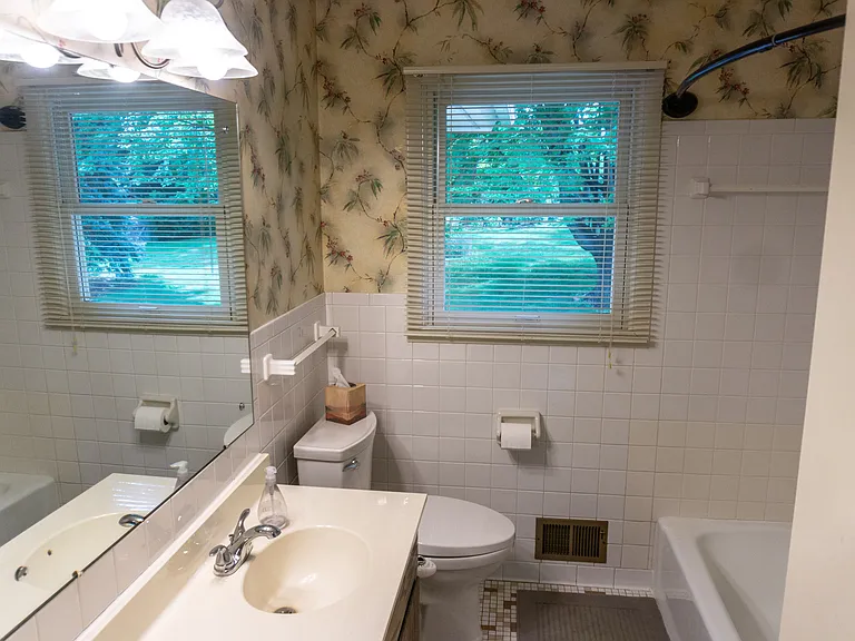 11912 Highland View Cir — Photo 11