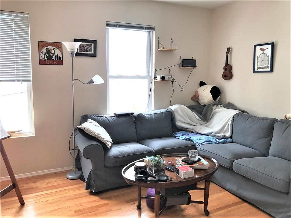 1st image of 279 Putnam Ave