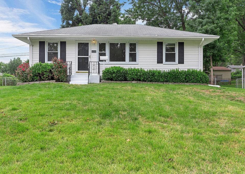1st image of 132 Elmdale Ct