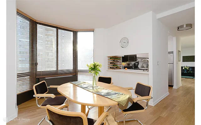 Rented by Douglas Elliman | media 21